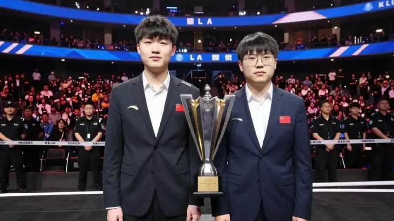 T1战队S16阵容怎么判断?从选手构成到版本适配的完整思路